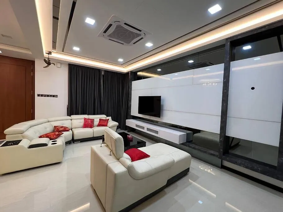 Homeaway Paradise @ Taman Mutiara Bestari Johor Bahru 0*,